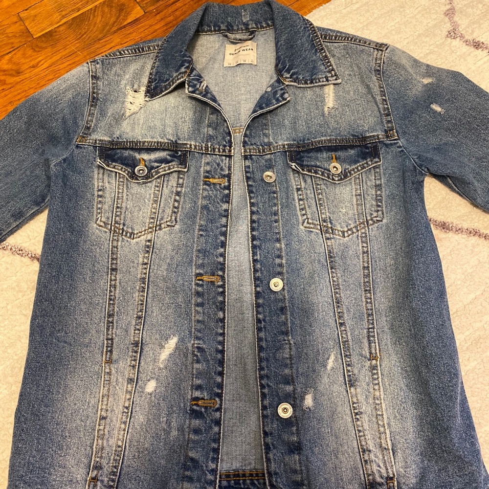 Oversized Distressed Denim Jacket!